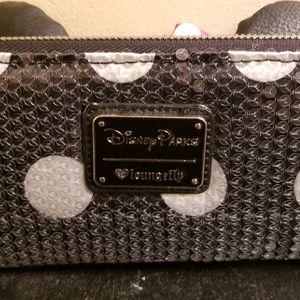 Disney parks lounge fly wallet